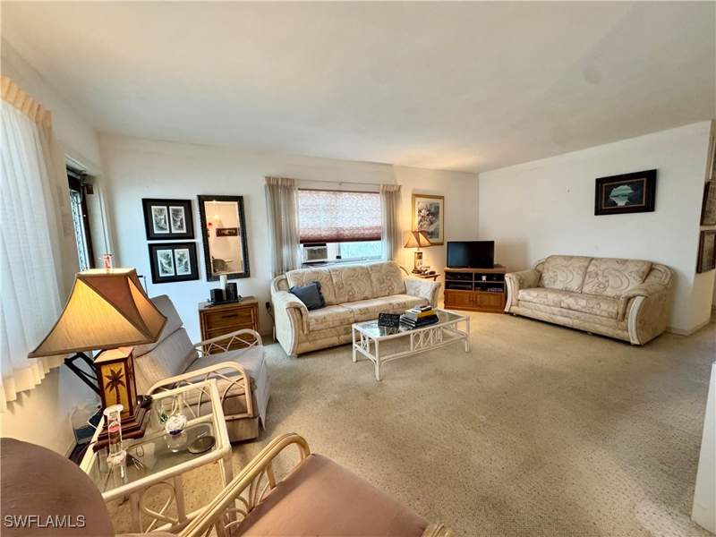 2 bedroom Condominium at 13150 Kings Point Dr 11C, Kings Point, Fort Myers — photo 3