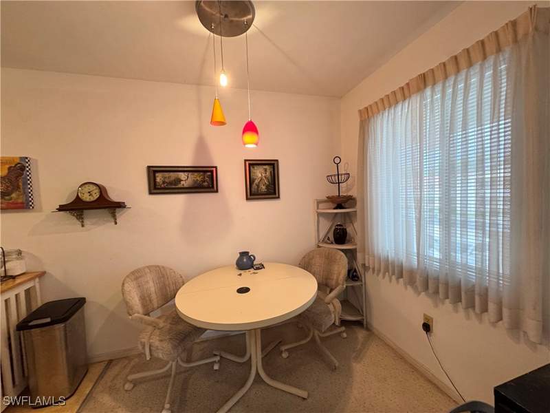 2 bedroom Condominium at 13150 Kings Point Dr 11C, Kings Point, Fort Myers — photo 5