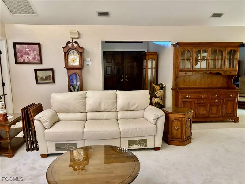 3 bedroom SingleFamilyResidence at 4101 SW 28th Pl, Cape Coral, Cape Coral — photo 2