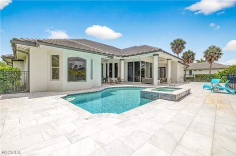15510 Old Wedgewood Ct, Fort Myers FL - photo 19 of 50