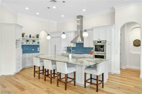 15510 Old Wedgewood Ct, Fort Myers FL - photo 7 of 50