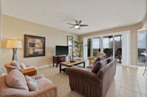 6081 Silver King Blvd 505, Cape Coral FL - photo 7 of 44