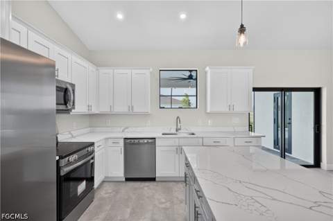 314 NW 20th Ter, Cape Coral FL - photo 14 of 45