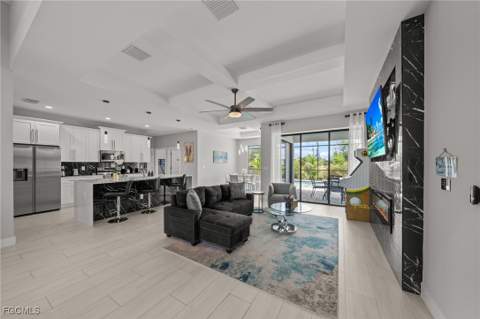 1923 SW 8th Ct, Cape Coral FL - photo 13 of 38