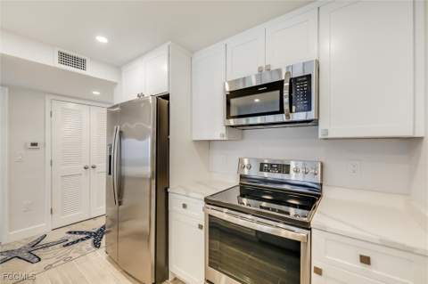 760 Sextant Dr 321, Sanibel FL - photo 10 of 46