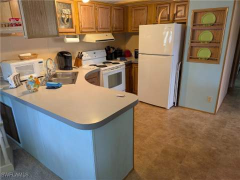10750 Wales Loop, Bonita Springs FL - photo 9 of 29