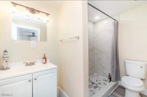 203 Kingston Dr, Fort Myers FL - photo 15 of 27