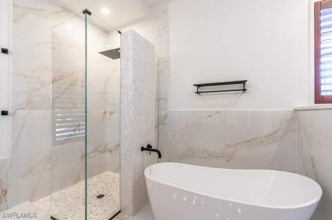 1160 8th St S, Naples FL - photo 7 of 31