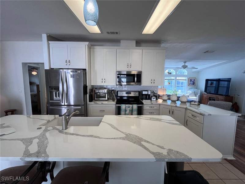 3 bedroom ManufacturedHome at 65 Turquoise Ave 65T, Enchanting Shores, Naples — photo 5