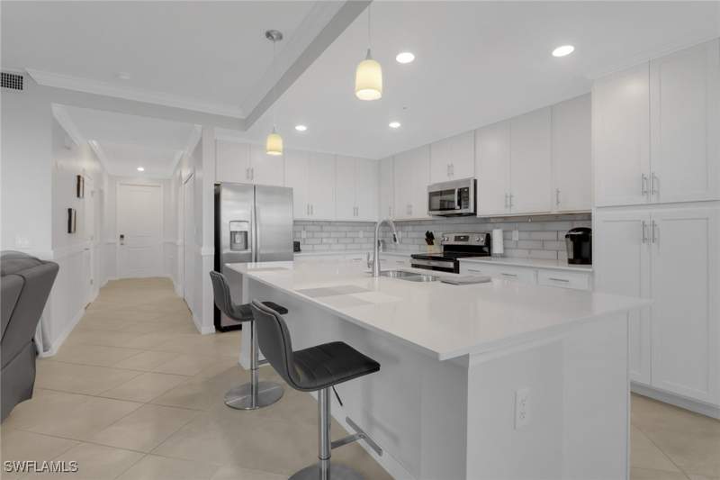 2 bedroom Condominium at 5807 Double Eagle Cir 4617, The National Golf & Country Club At Ave Maria, Ave Maria — photo 4