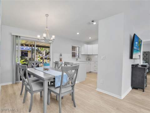 4829 Molokai Dr 12, Naples FL - photo 12 of 33