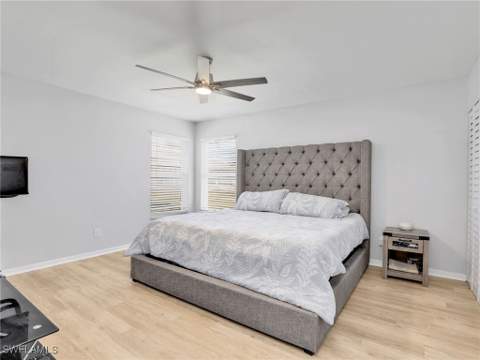 4829 Molokai Dr 12, Naples FL - photo 16 of 33