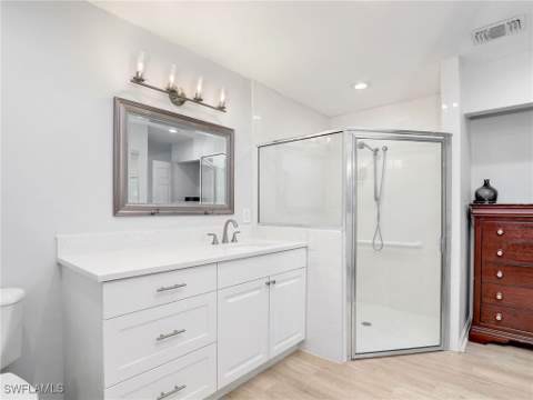 4829 Molokai Dr 12, Naples FL - photo 20 of 33