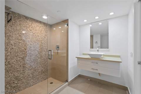 4751 Gulf Shore Blvd N 1406, Naples FL - photo 18 of 29
