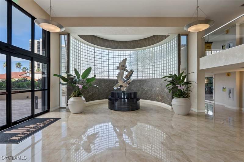 2 bedroom Condominium at 4751 Gulf Shore Blvd N 1406, Terraces At Park Shore, Naples — photo 4