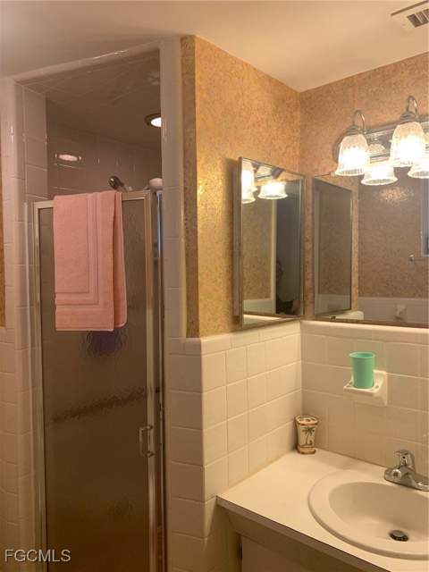 4202 SE 4th Pl 10, Cape Coral FL - photo 16 of 34