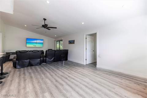 2345 Outrigger Ln, Naples FL - photo 10 of 40