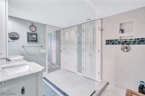 2400 Gulf Shore Blvd N 203, Naples FL - photo 17 of 35