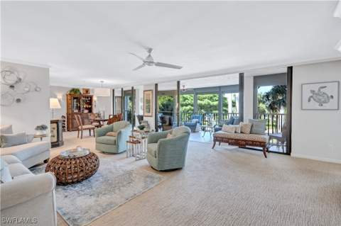 2400 Gulf Shore Blvd N 203, Naples FL - photo 9 of 35
