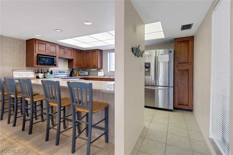 3 bedroom Condominium at 5015 Harbortown Ln 104, Harbortown, Fort Myers — photo 1