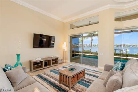 4902 SW 5th Pl, Cape Coral FL - photo 16 of 31
