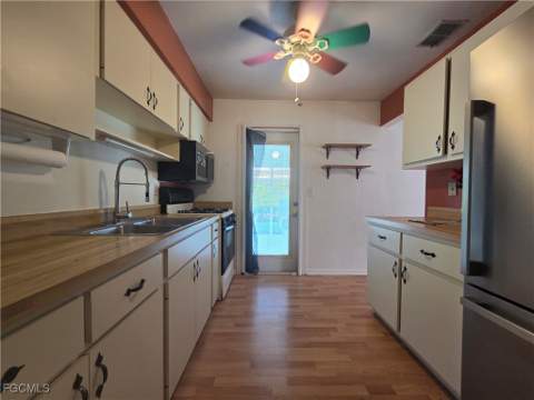 52 Heath Aster Ln, Lehigh Acres FL - photo 15 of 40