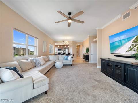 14819 Laguna Dr 703, Fort Myers FL - photo 12 of 47