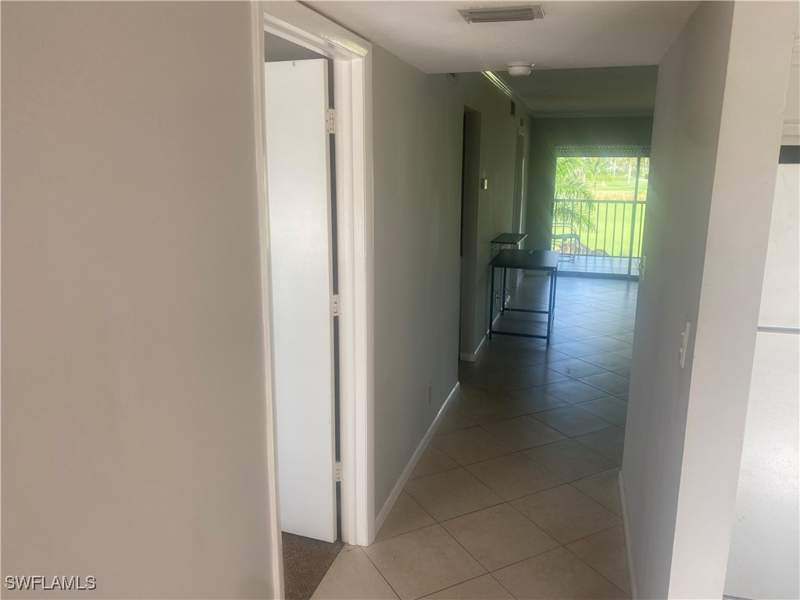 2 bedroom Condominium at 123 Palm Dr 2862, Sunrise, Naples — photo 5