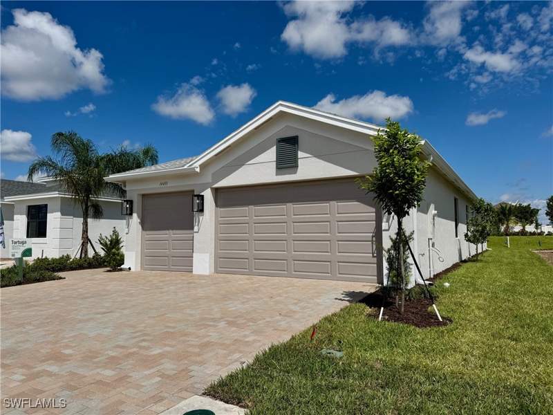 3 bedroom SingleFamilyResidence at 14491 Cumbria Ct, Valencia Harbor, Fort Myers — photo 3