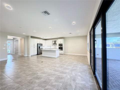 14491 Cumbria Ct, Fort Myers FL - photo 7 of 28