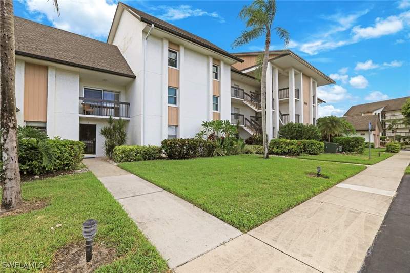 2 bedroom Condominium at 1510 Imperial Golf Course BLVD 111, ISLAND, Naples — photo 2