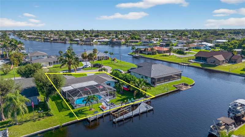 3 bedroom SingleFamilyResidence at 138 SE 40th St, Cape Coral, Cape Coral — photo 1