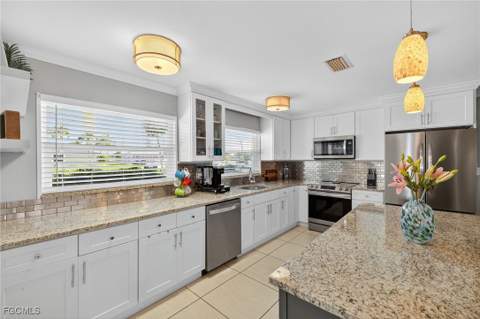 138 SE 40th St, Cape Coral FL - photo 15 of 40