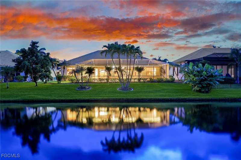 3 bedroom SingleFamilyResidence at 5609 Harbour Cir, Cape Harbour, Cape Coral — photo 1