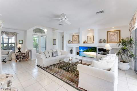 5609 Harbour Cir, Cape Coral FL - photo 7 of 50