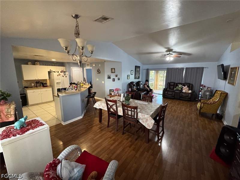 3 bedroom SingleFamilyResidence at 5231 Centennial Blvd, Lehigh Acres, Lehigh Acres — photo 4