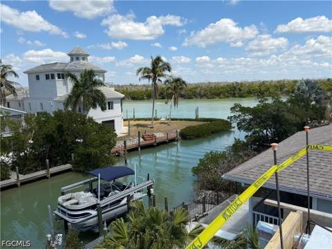 6014 Cypress Ln, Bonita Springs FL - photo 9 of 32
