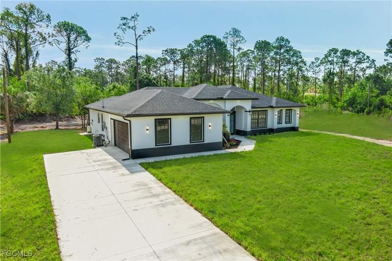 4 bedroom SingleFamilyResidence at 1506 Eighth Ave, Lehigh Acres, Lehigh Acres — photo 2