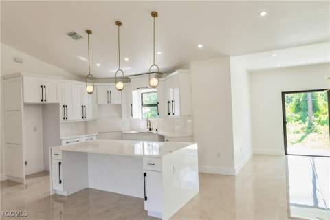 1506 Eighth Ave, Lehigh Acres FL - photo 7 of 27