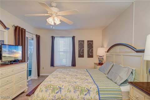 5445 Peppertree Dr 9, Fort Myers FL - photo 13 of 30