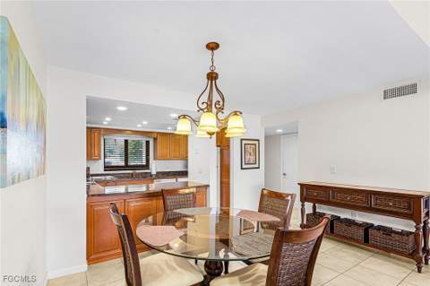 4120 Steamboat Bend E 104, Fort Myers FL - photo 8 of 41