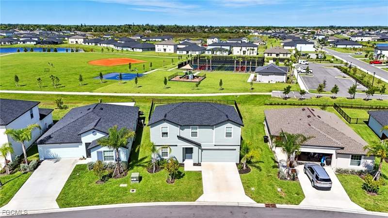 5 bedroom SingleFamilyResidence at 17765 Paradiso Way, Crane Landing, North Fort Myers — photo 3