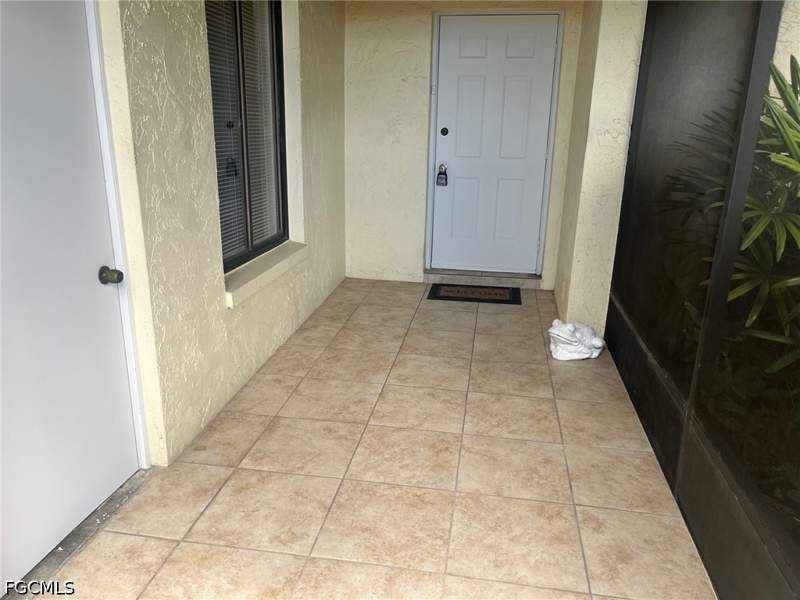 2 bedroom Attached at 1709 Bent Tree Cir, Seven Lakes, Fort Myers — photo 2