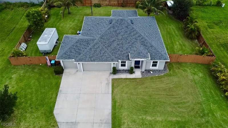 3 bedroom SingleFamilyResidence at 1511 NE 13th St, Cape Coral, Cape Coral — photo 3
