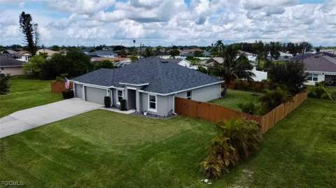 1511 NE 13th St, Cape Coral FL - photo 6 of 35