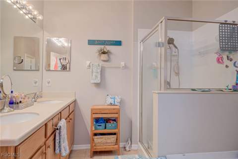 9005 Falcon Pointe Loop, Fort Myers FL - photo 19 of 38