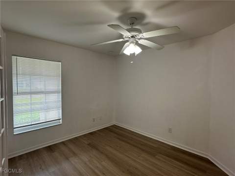122 NW 15th Ter, Cape Coral FL - photo 16 of 42