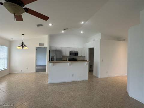 122 NW 15th Ter, Cape Coral FL - photo 19 of 42