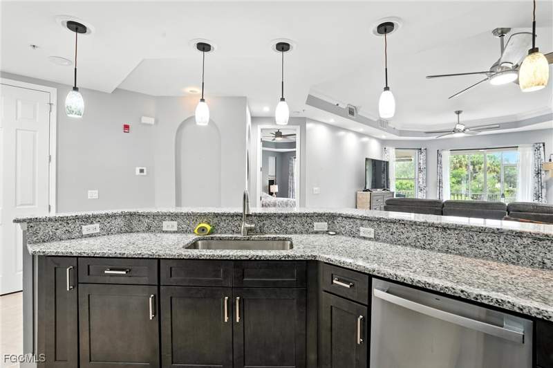 2 bedroom Condominium at 15256 Riverbend Blvd 105, Mariners Cove, North Fort Myers — photo 4