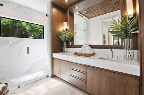 273 10th Ave S, Naples FL - photo 10 of 13
